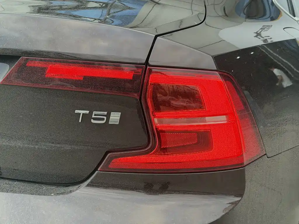 Volvo S90 — миниатюра 15