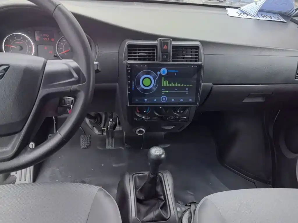 Wuling Rongguang — миниатюра 13