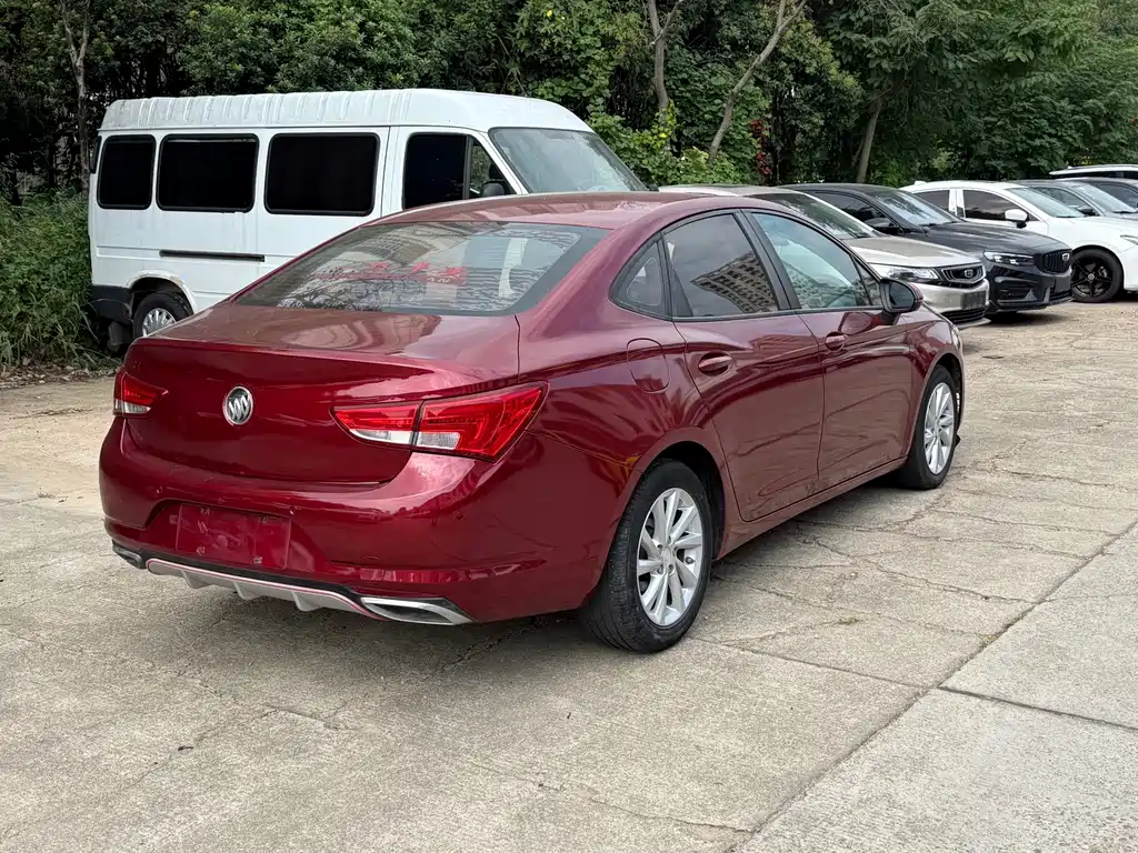 Buick Verano — миниатюра 5