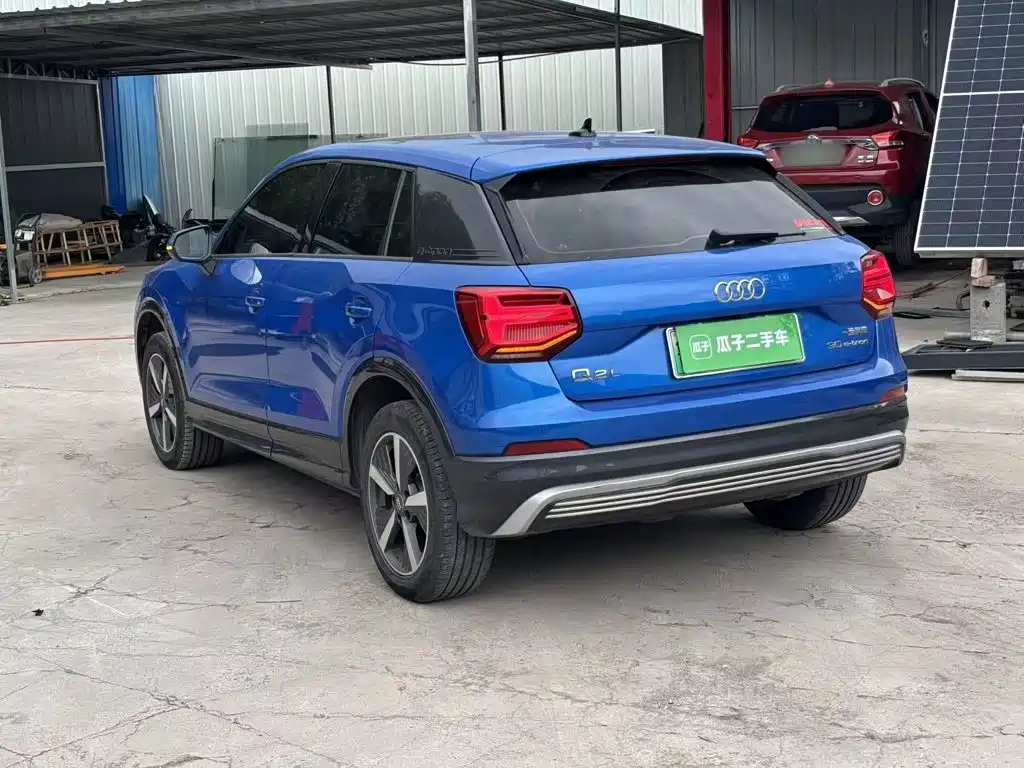 Audi Q2L e-tron — миниатюра 23