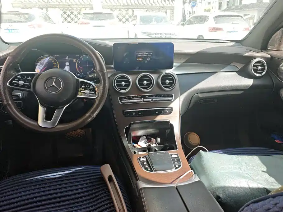 Mercedes-Benz GLC — миниатюра 12