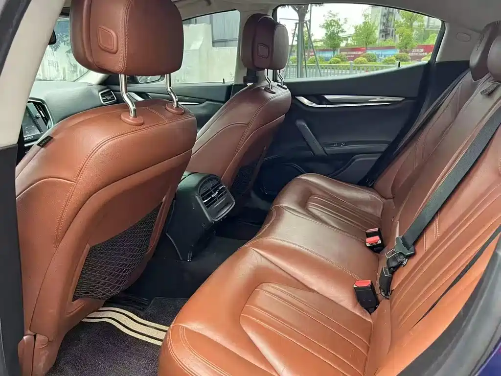 Maserati Ghibli — миниатюра 5