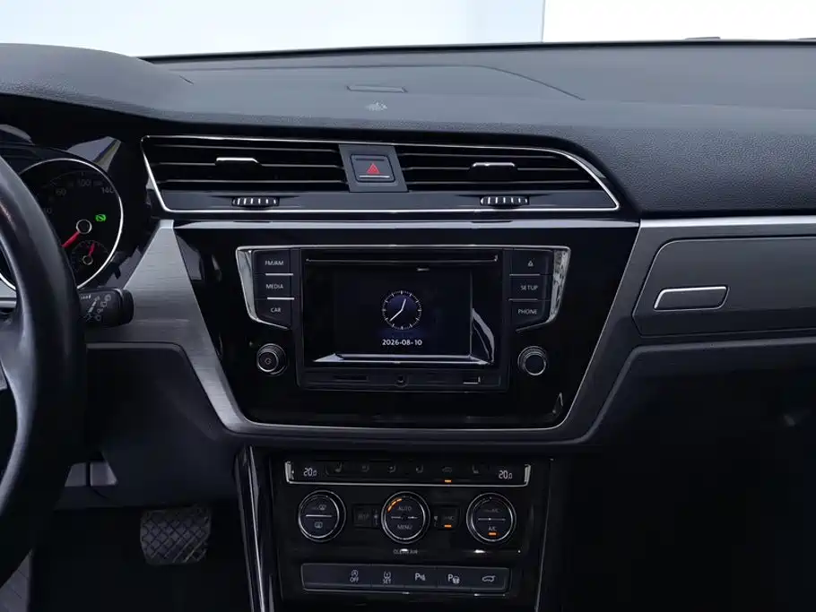 Volkswagen Touran — миниатюра 13