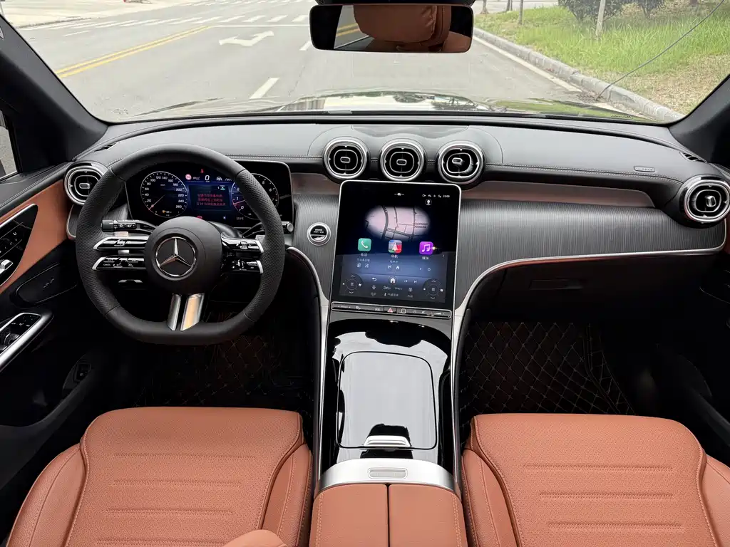Mercedes-Benz GLC — миниатюра 11