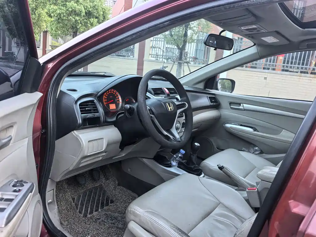 Honda City 2011 1.5L MT Elite