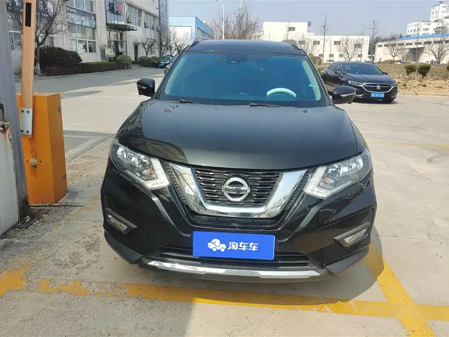 NISSAN QIJUN