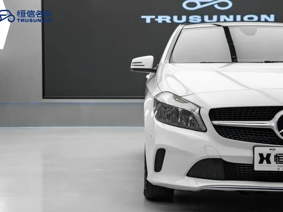 Mercedes-Benz A-Class (Import) — миниатюра 4
