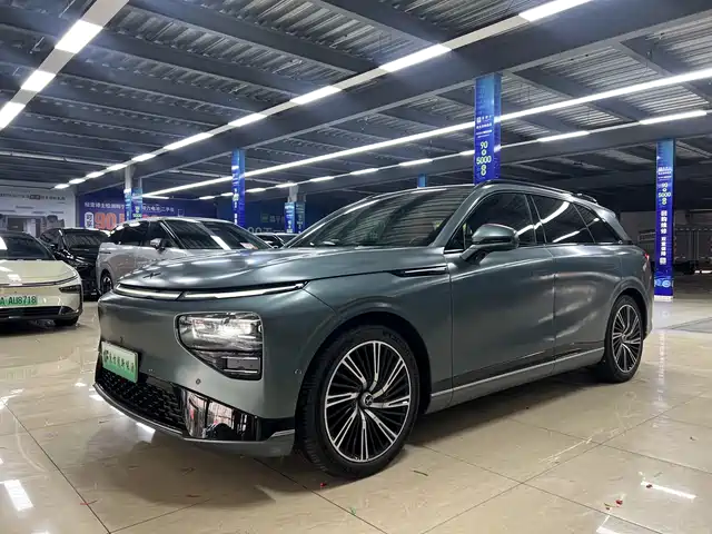 2023 Xpeng G9