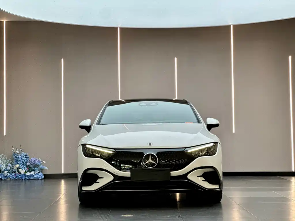 Mercedes-Benz EQE — миниатюра 2