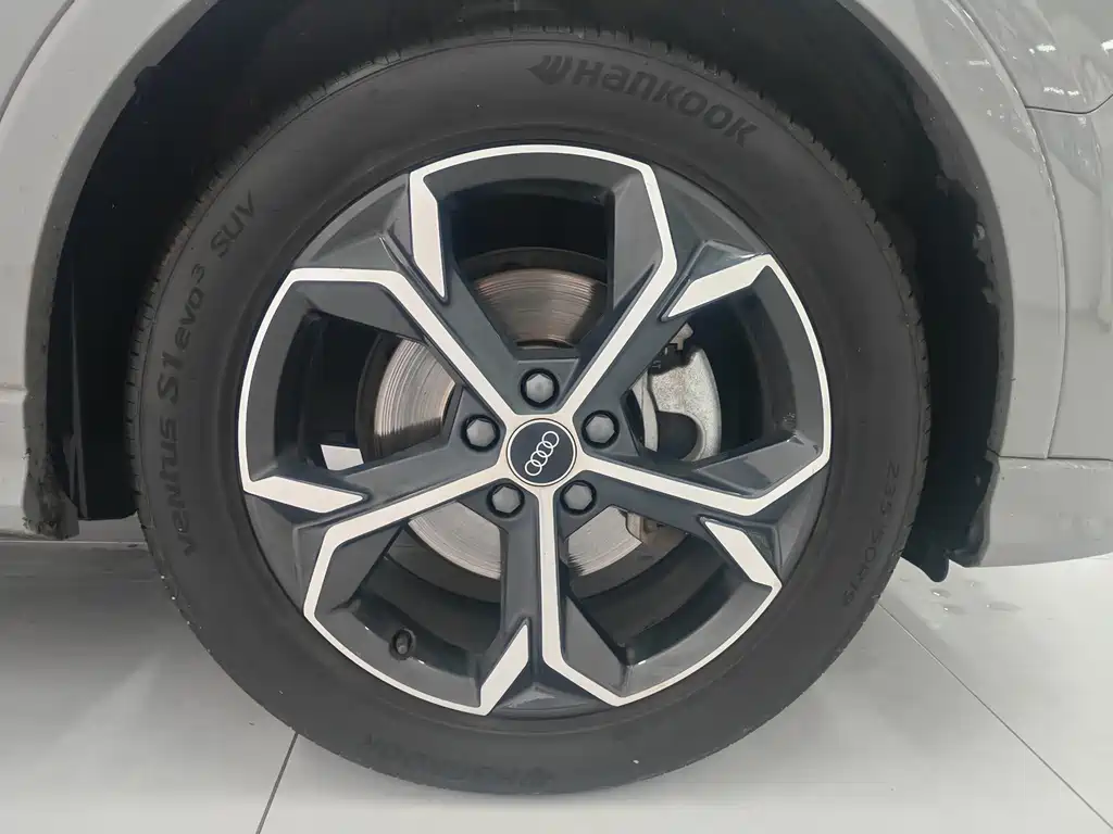 Audi Q3 Sportback — миниатюра 16