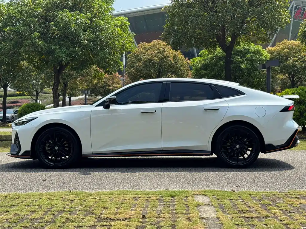 Changan UNI-V — миниатюра 24