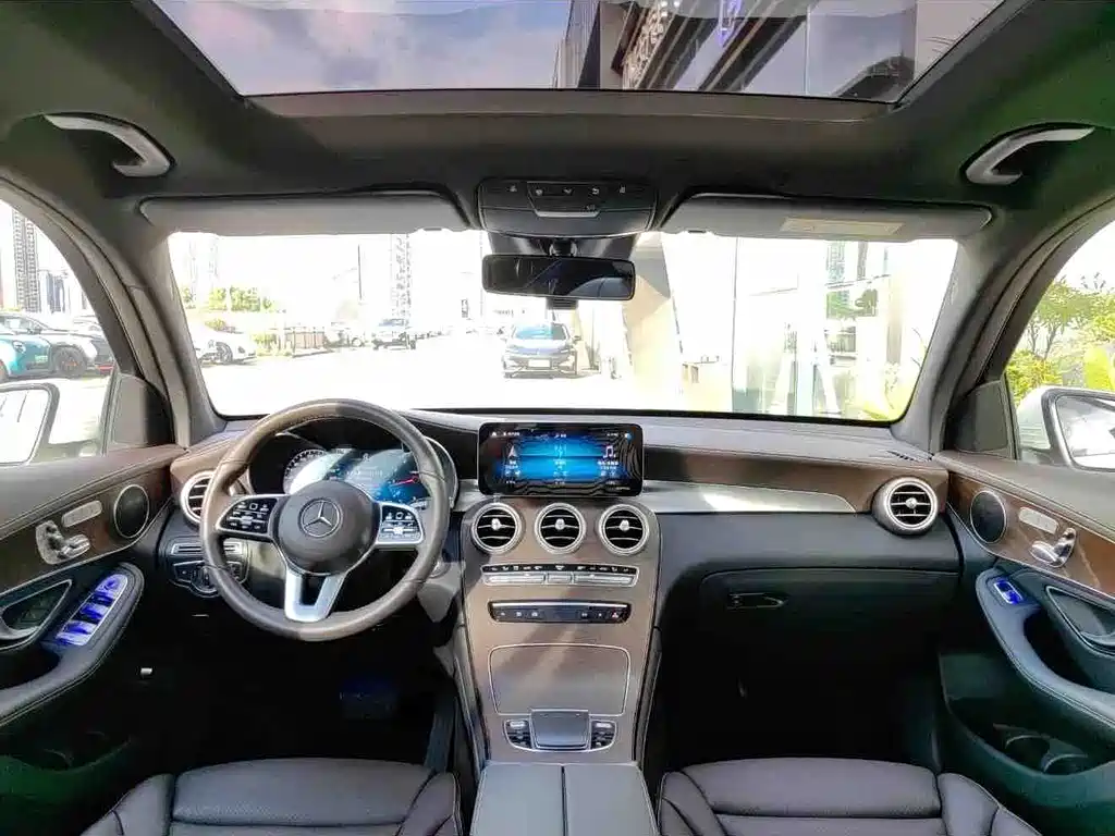 Mercedes-Benz GLC — миниатюра 4