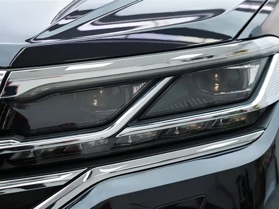 Volkswagen Touareg 2020 3.0TSI VI