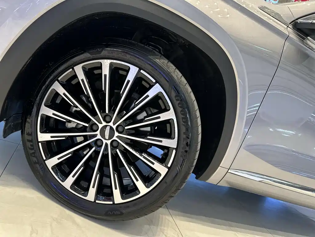 Geely Xingyue L — миниатюра 4