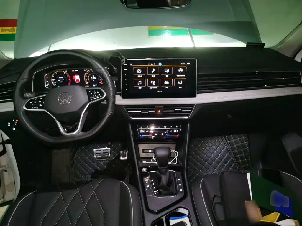 Volkswagen Tiguan L — миниатюра 5