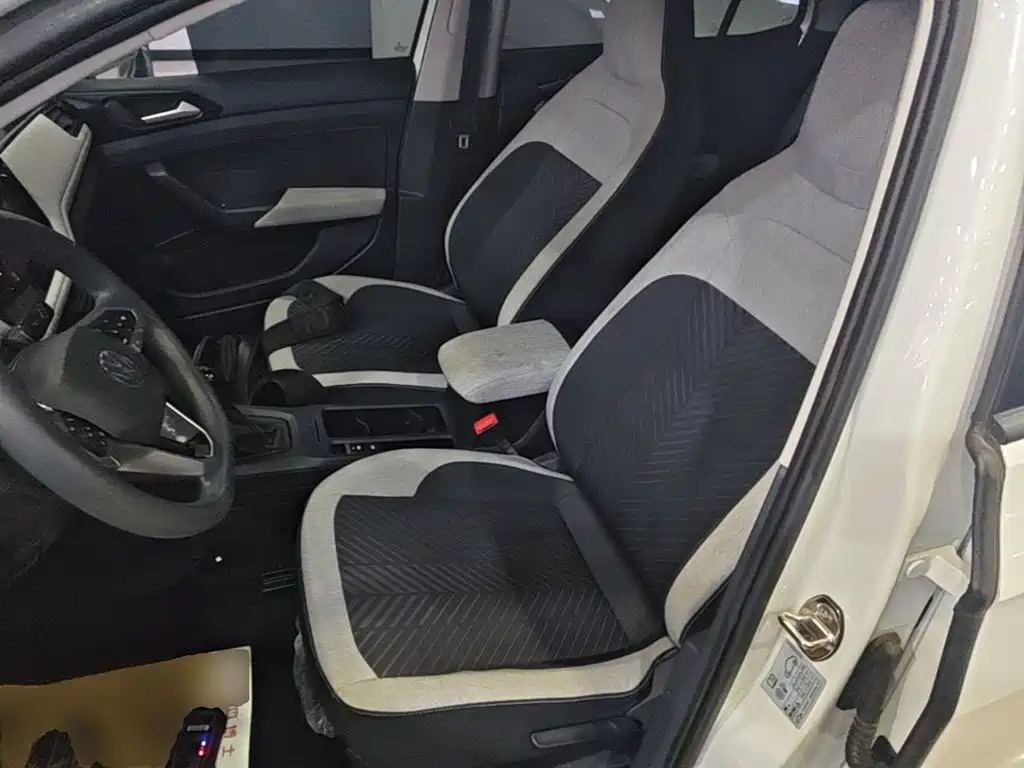 Volkswagen Tharu — миниатюра 15