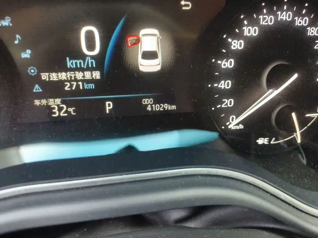 Toyota Avalon — миниатюра 5
