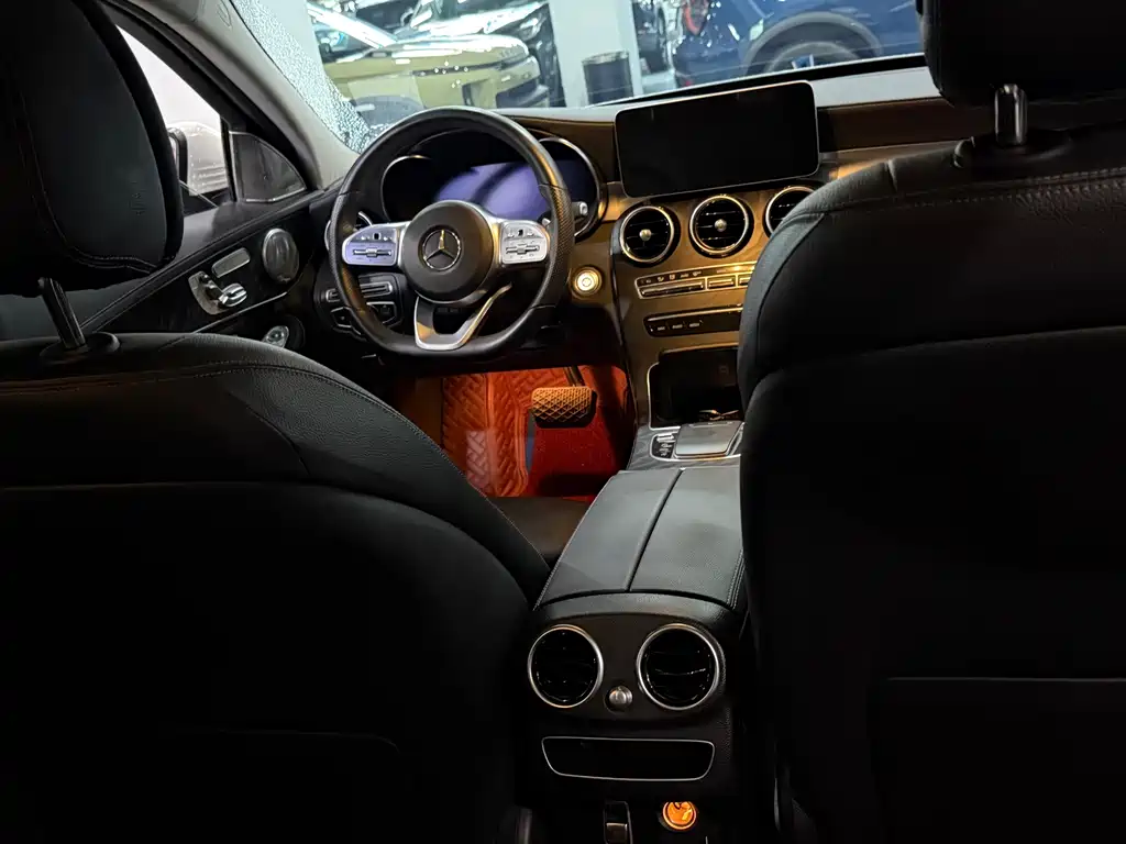 Mercedes-Benz C-Class — миниатюра 9
