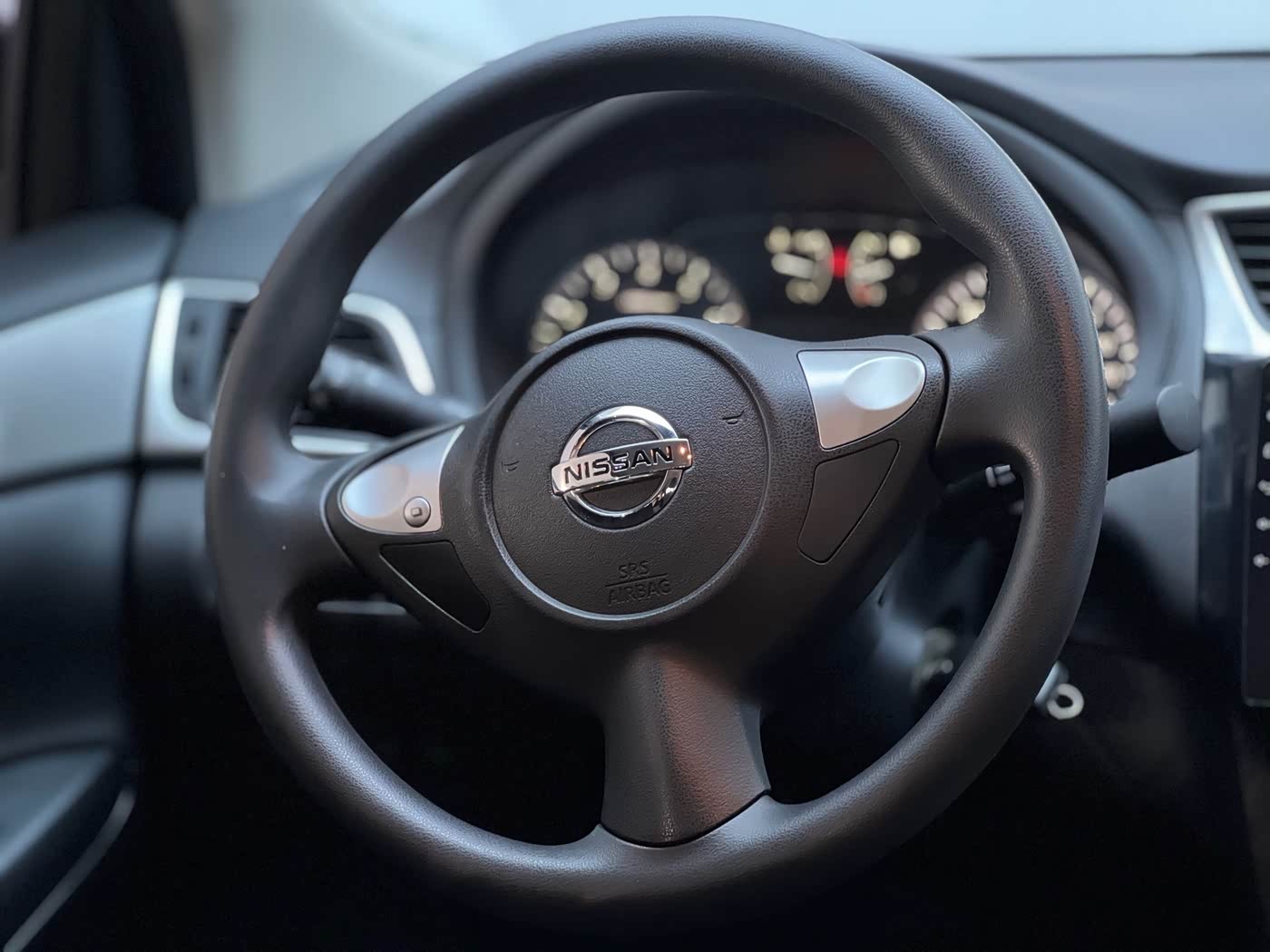 Nissan Sylphy 1.6 л 2024 г. Чёрный, пробег 44000 км