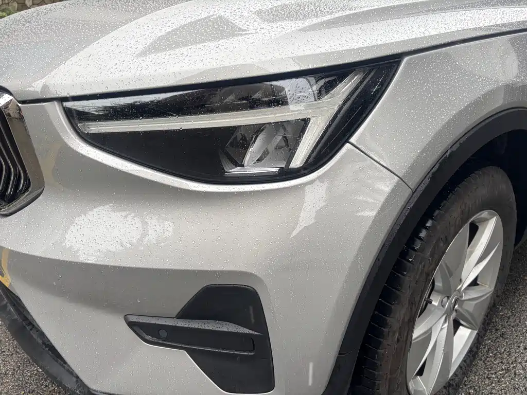 Volvo XC40 2023 B3 Fashion