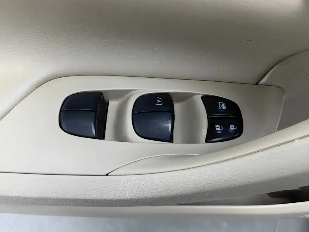 Nissan Teana — миниатюра 9