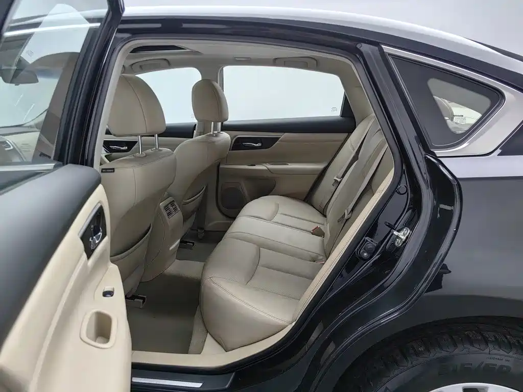Nissan Teana — миниатюра 15