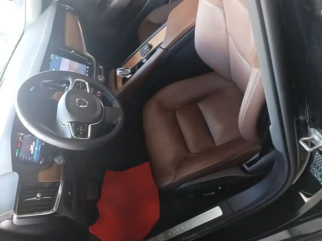Volvo S90 — миниатюра 15