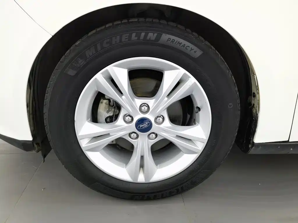 Ford Focus — миниатюра 17