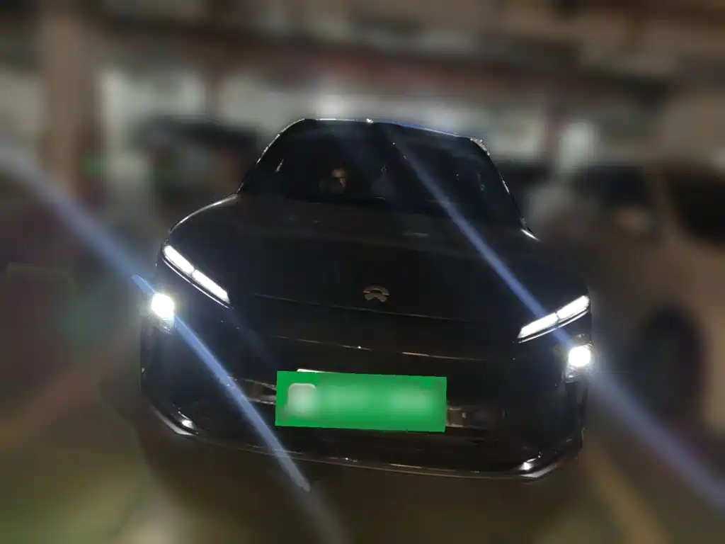 NIO ET5T — миниатюра 24