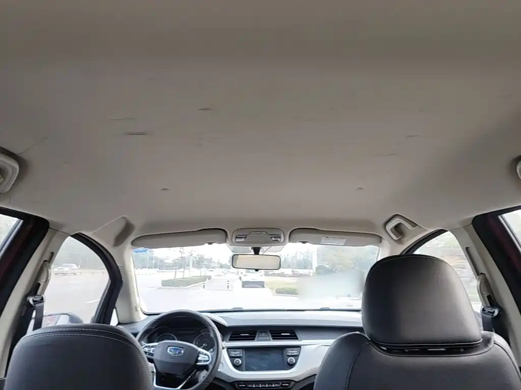 Geely Vision X3 — миниатюра 18