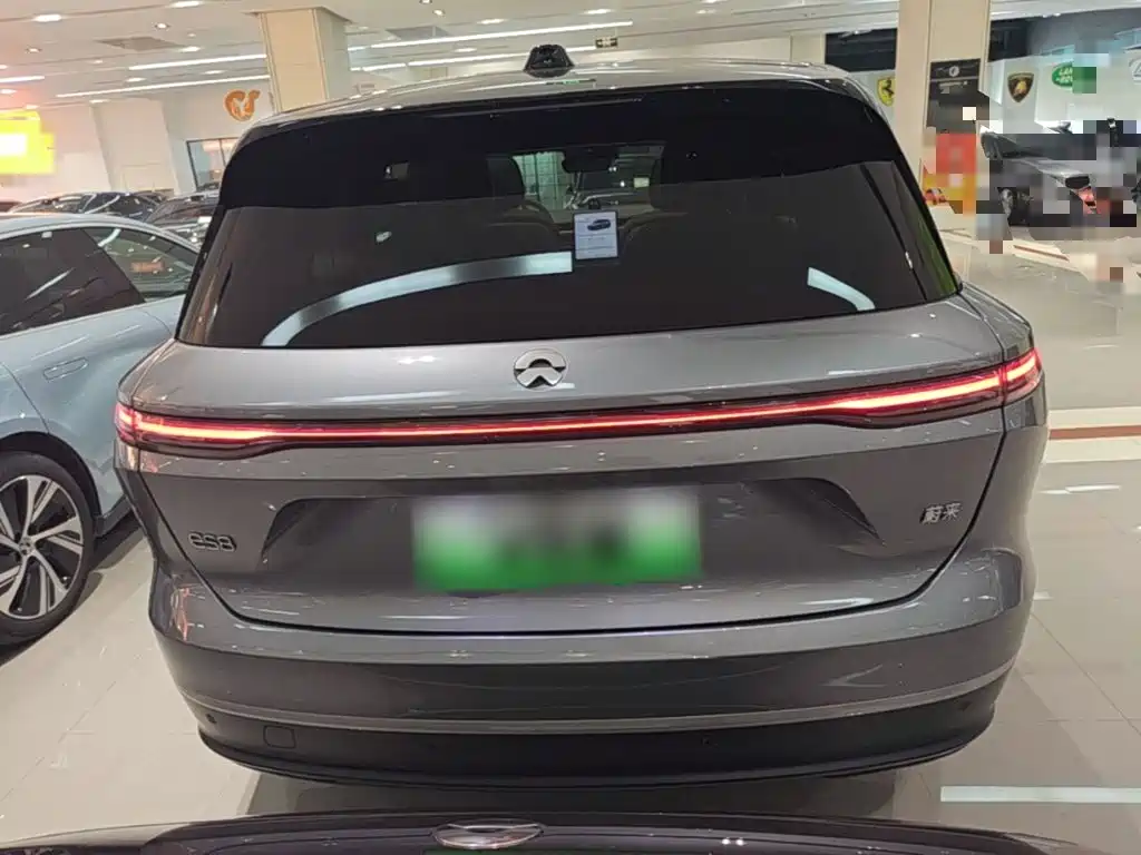 NIO ES8 — миниатюра 6