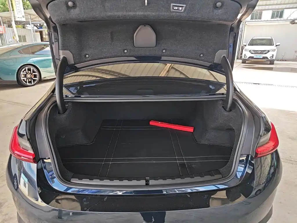 BMW i3 — миниатюра 19