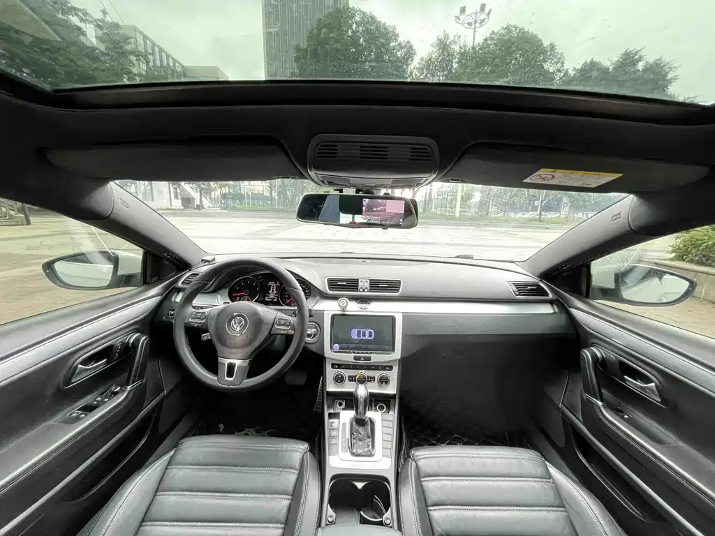 Volkswagen CC — миниатюра 11