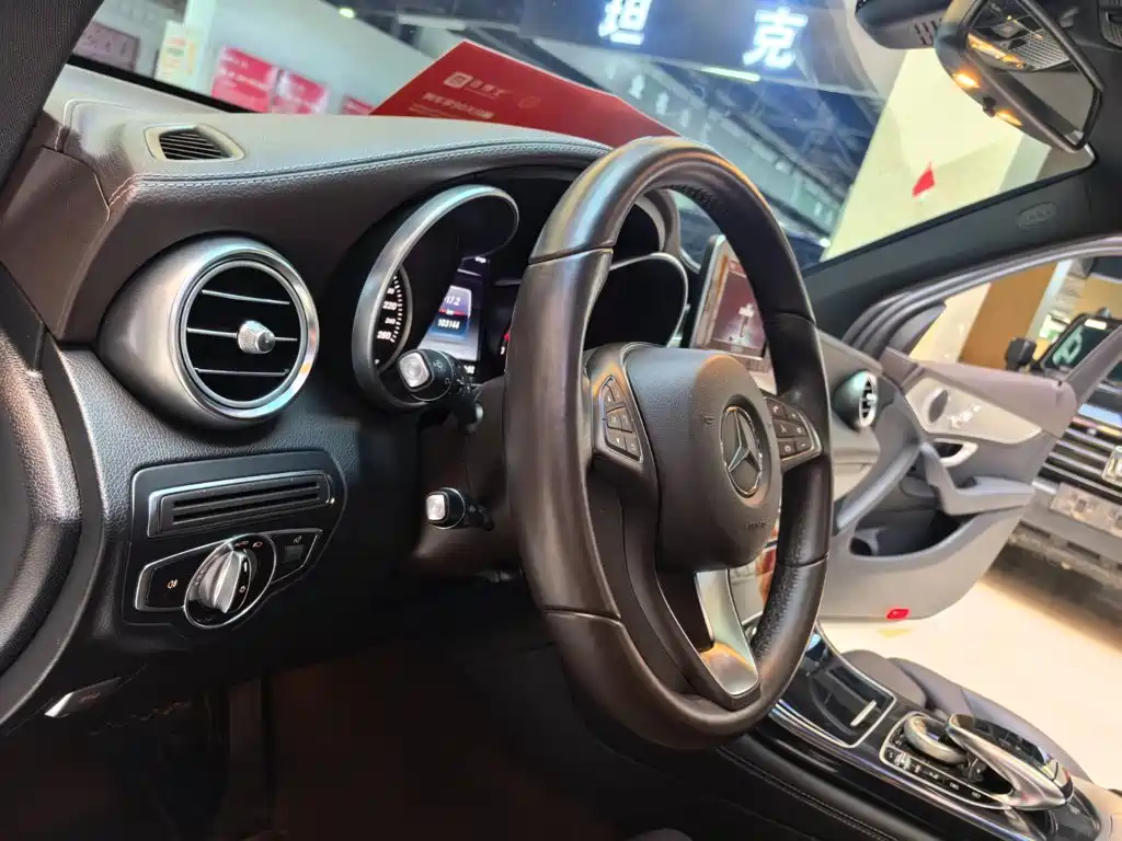 Mercedes-Benz GLC — миниатюра 15