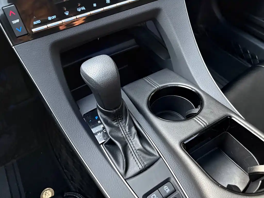 Toyota Avalon — миниатюра 9