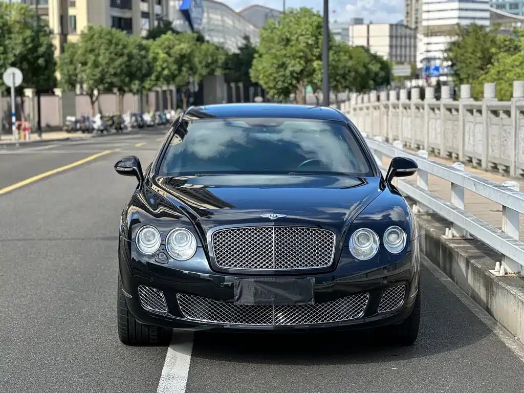Bentley Flying Spur — миниатюра 2