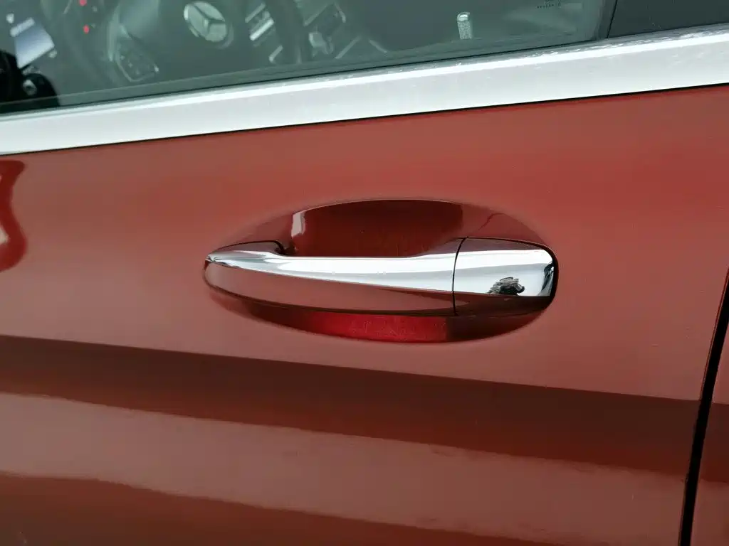 Mercedes-Benz C-Class — миниатюра 18