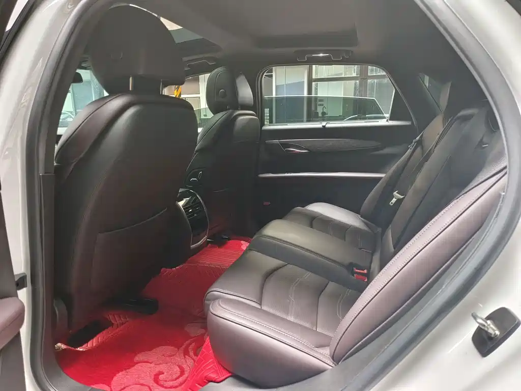 Cadillac CT6 — миниатюра 10