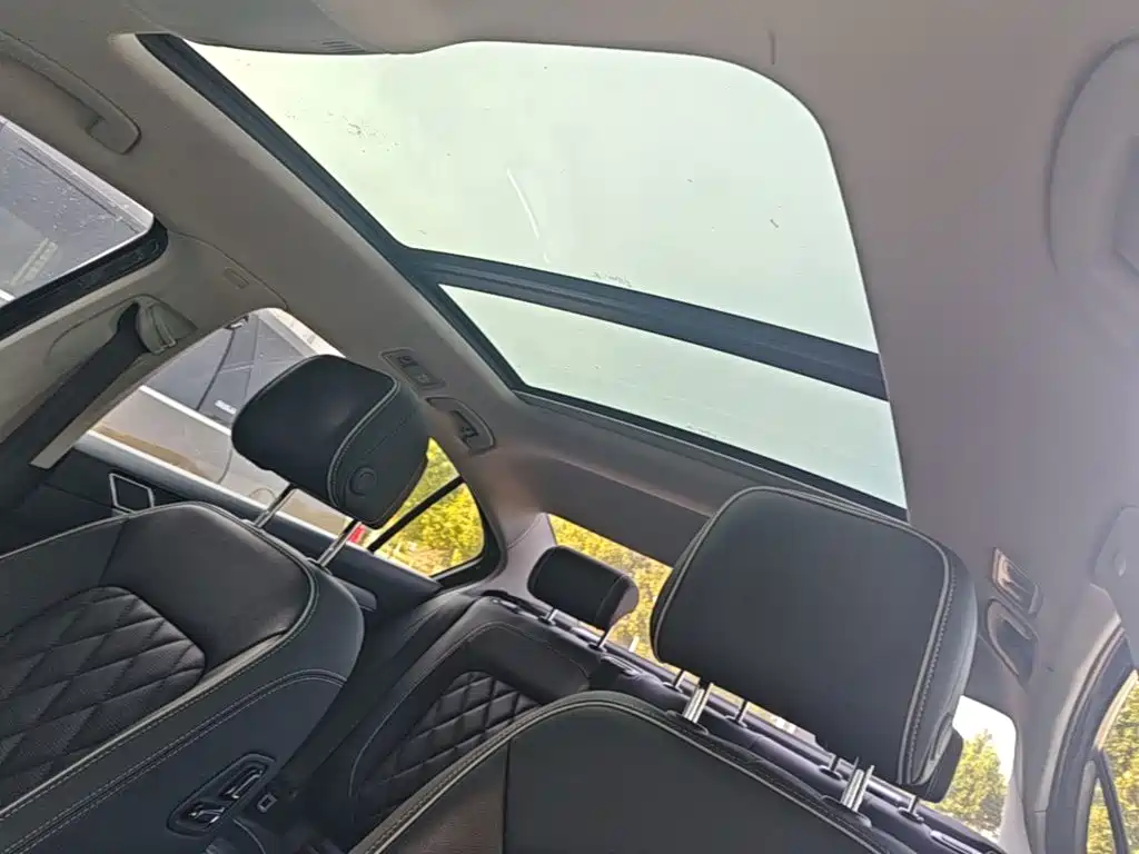 Volkswagen Magotan PHEV — миниатюра 18