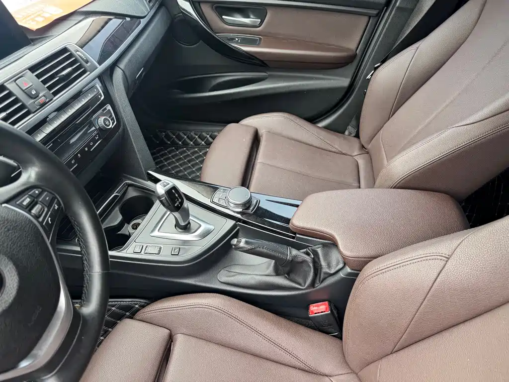 BMW 3 Series — миниатюра 6