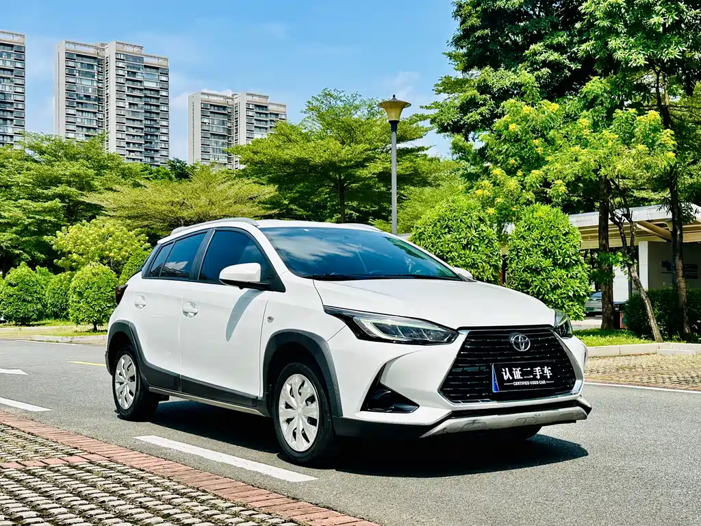 Toyota Yaris L — миниатюра 4