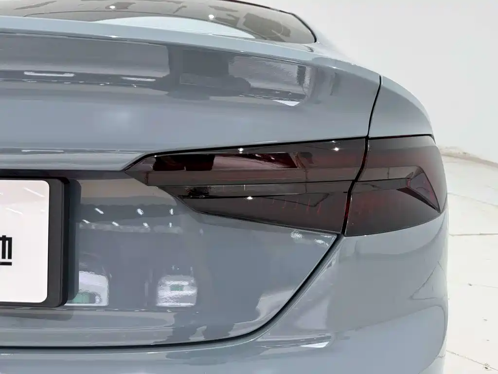 Audi A5 (Import) — миниатюра 5