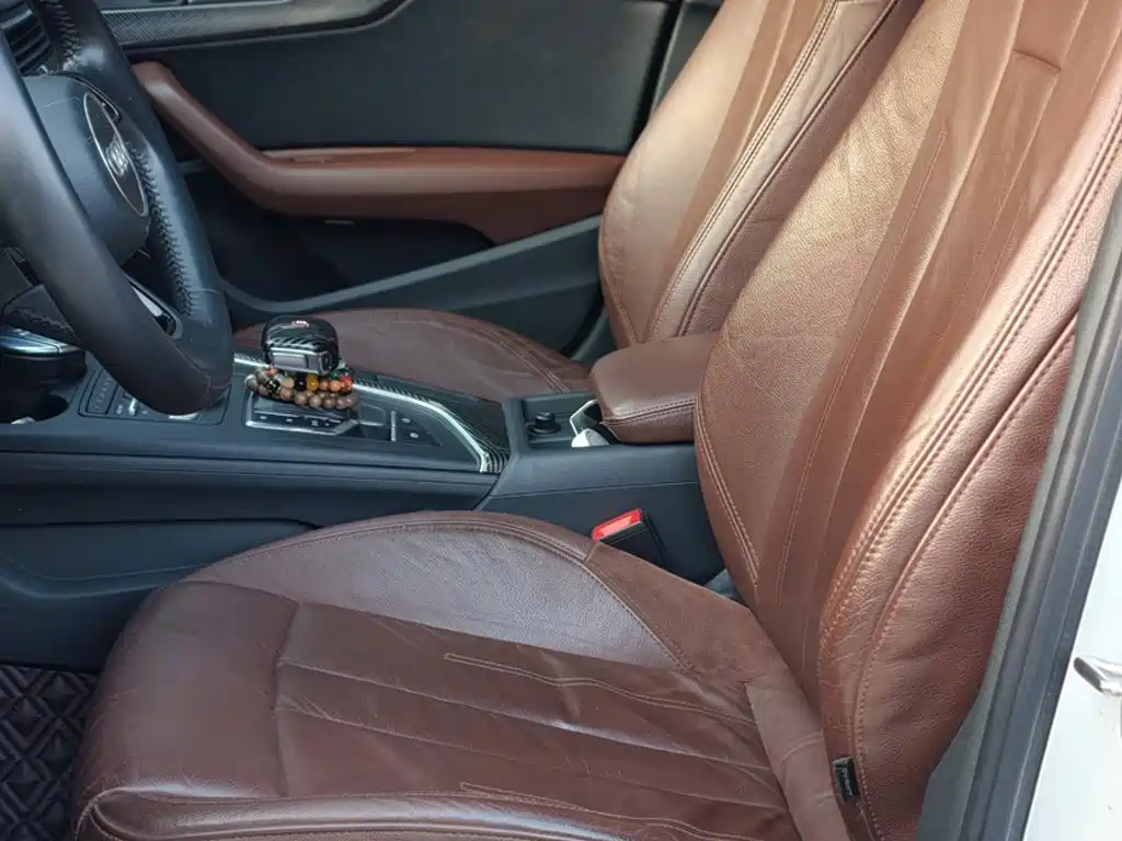 Audi A4L — миниатюра 11