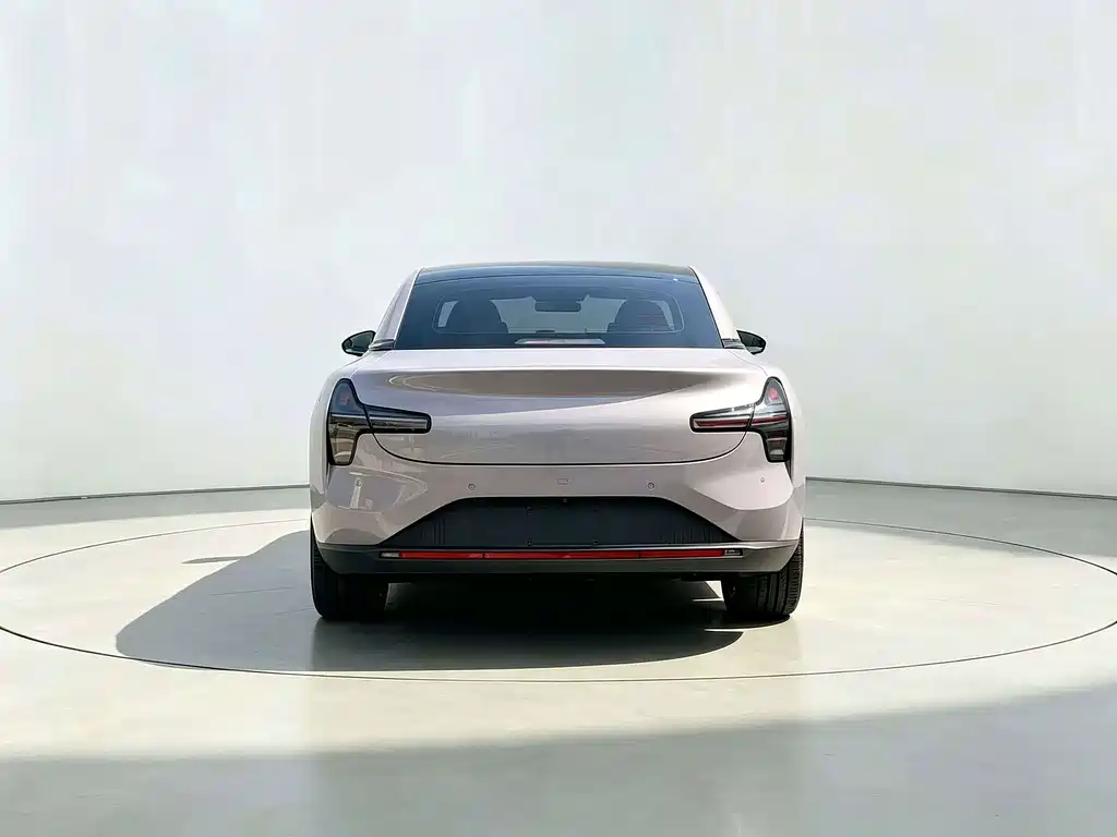 XPeng MONA M03 — миниатюра 8
