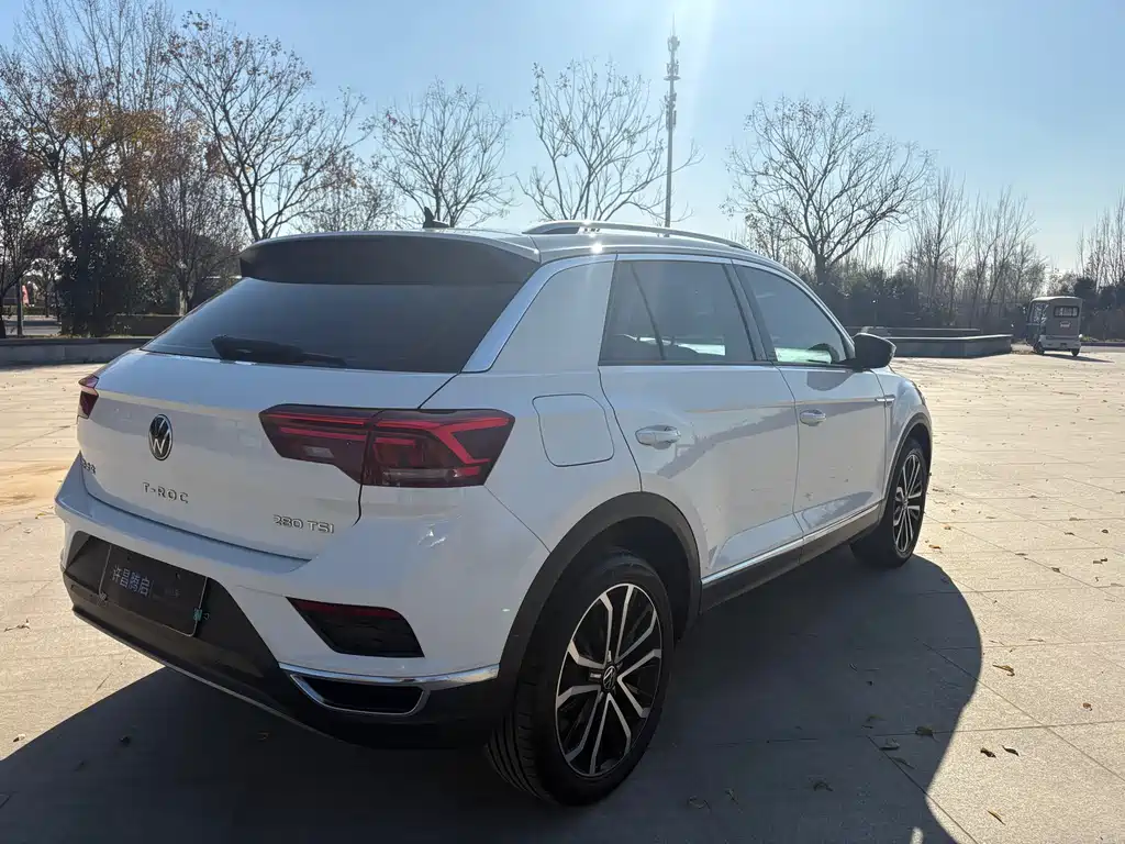 VOLKSWAGEN T ROC EXPLORING SONGS