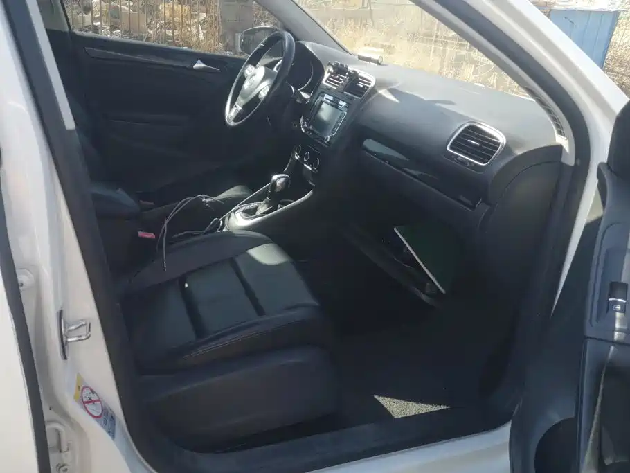 Volkswagen Golf — миниатюра 8