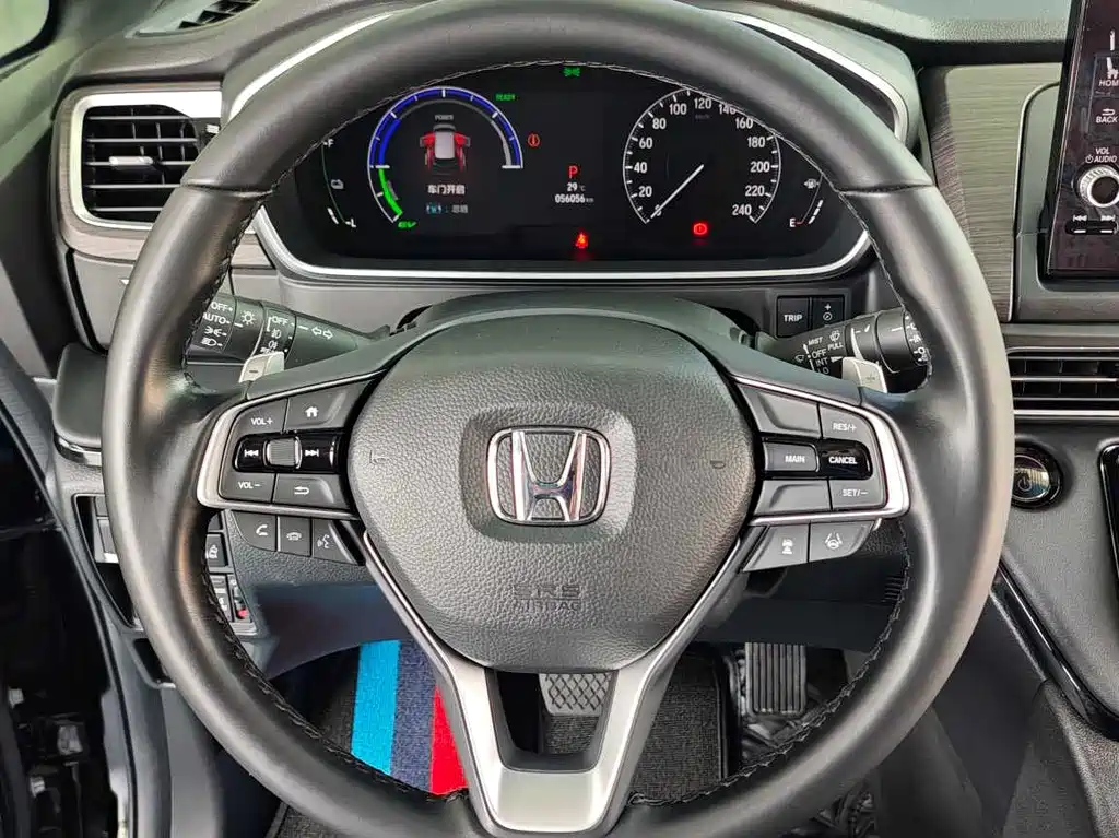 Honda Elysion — миниатюра 13