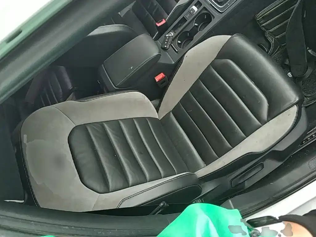 Volkswagen Golf — миниатюра 25