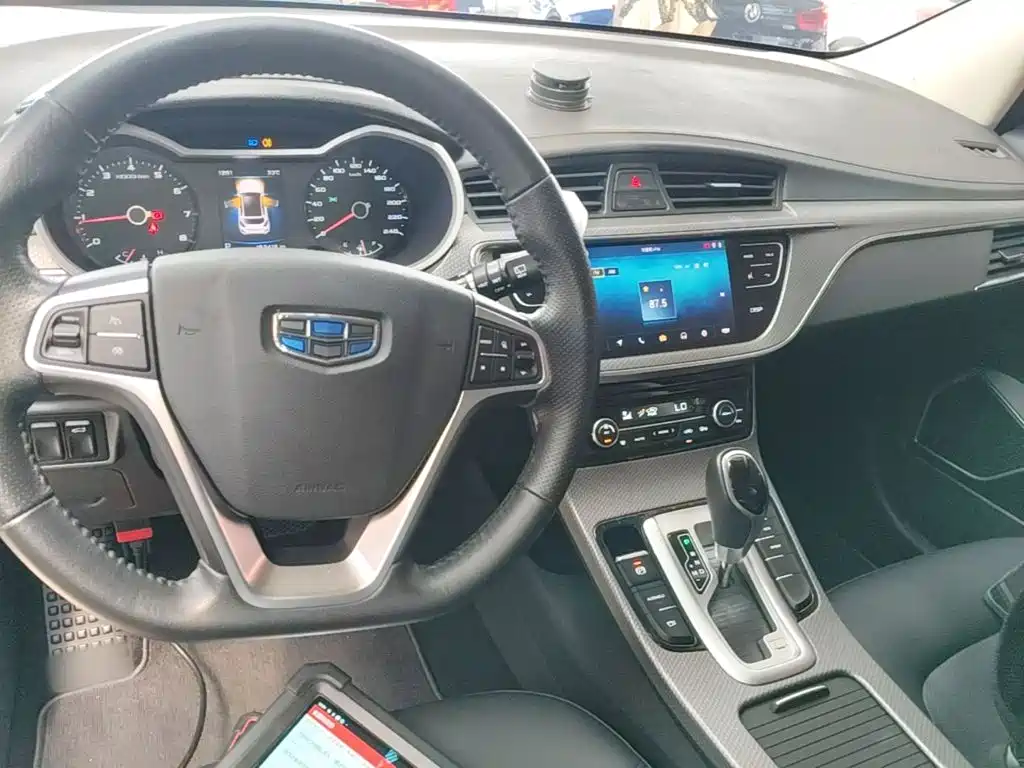 Geely Emgrand GS — миниатюра 10