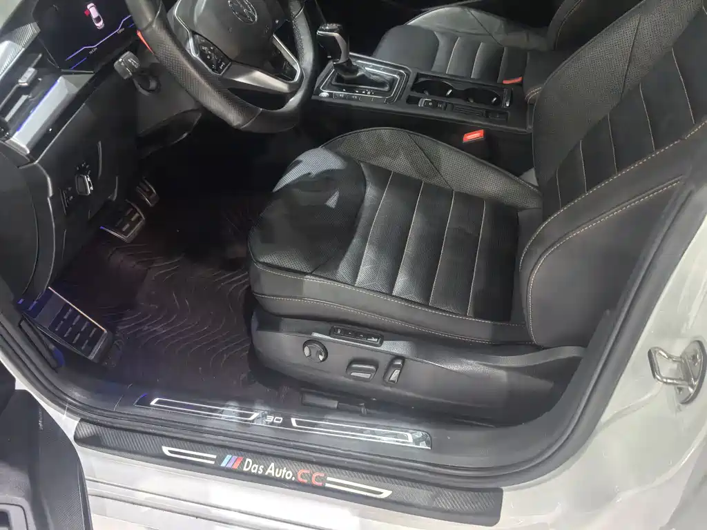 Volkswagen FAW - Passat CC CC 2019 330TSI V